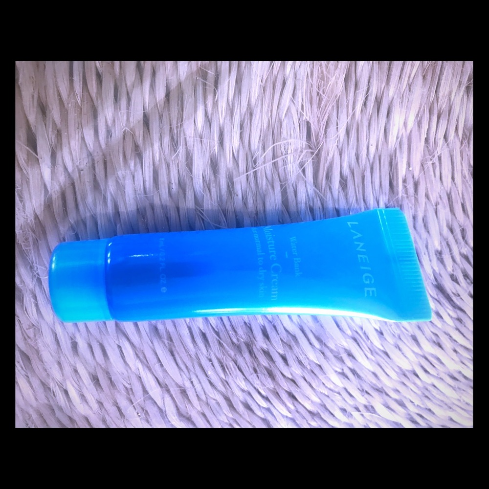 2 pk travel sized water bank moisturizer